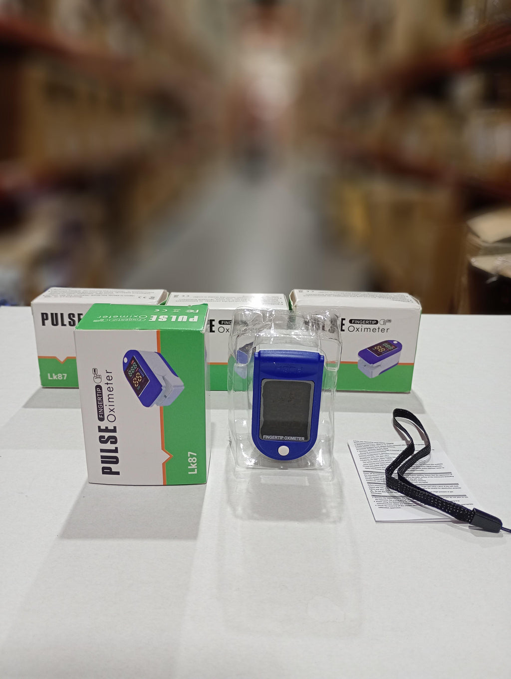 Oxímetro de dedo profesional con pantalla LED - additional image 2